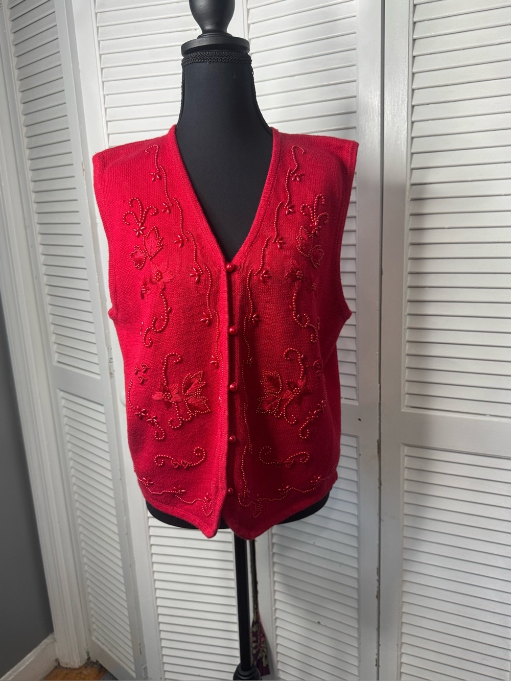 Red Vintage Red Grandma Core Button Front Embellished Women's Sweater Vest Lg